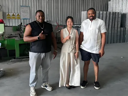 La delegaci&oacute;n sudafricana visita nuestra base de fabricaci&oacute;n de FRP