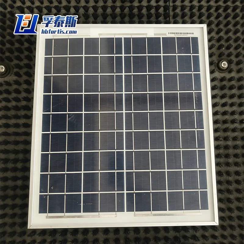 Panel solar del sistema de energ&iacute;a el&eacute;ctrica FT-SP1 a una tienda de f&aacute;brica en China